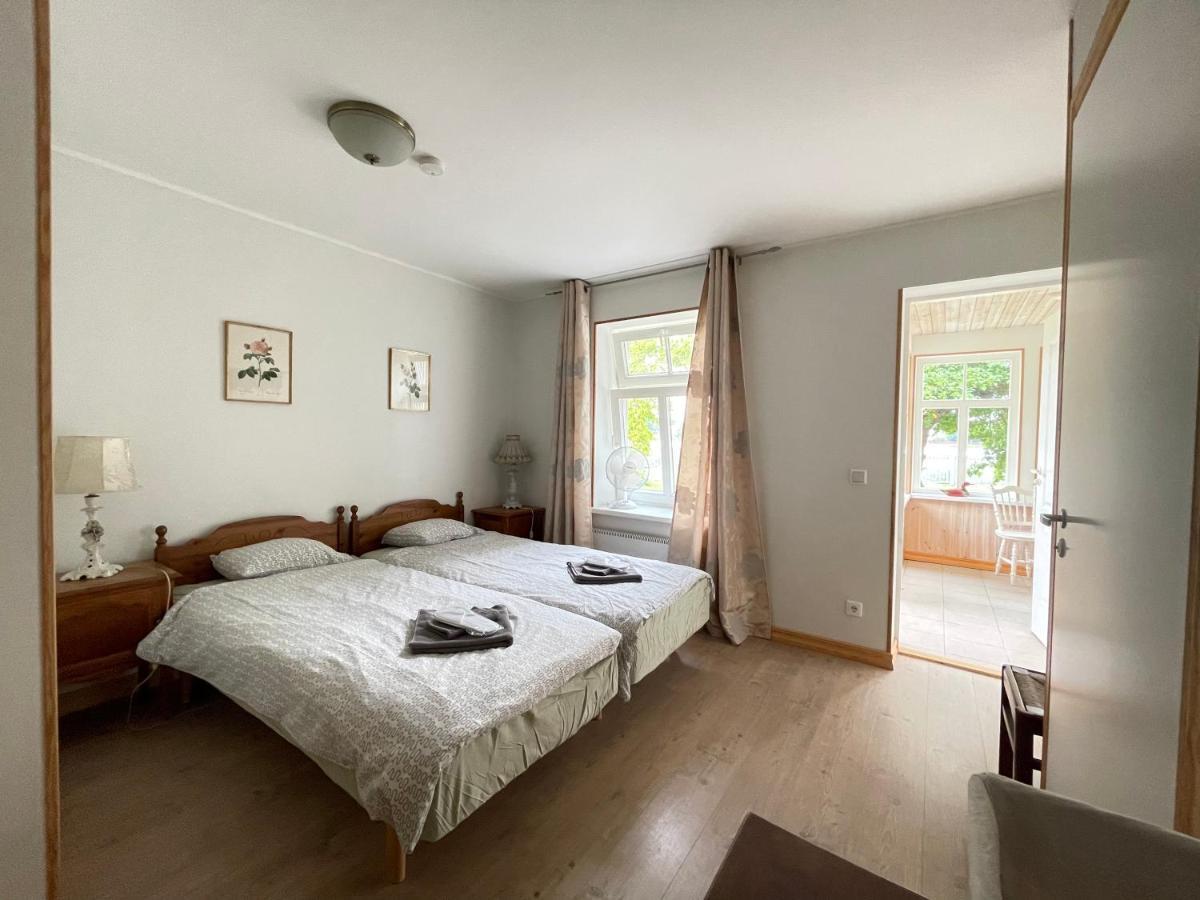 Haapsalu Guesthouse Extérieur photo